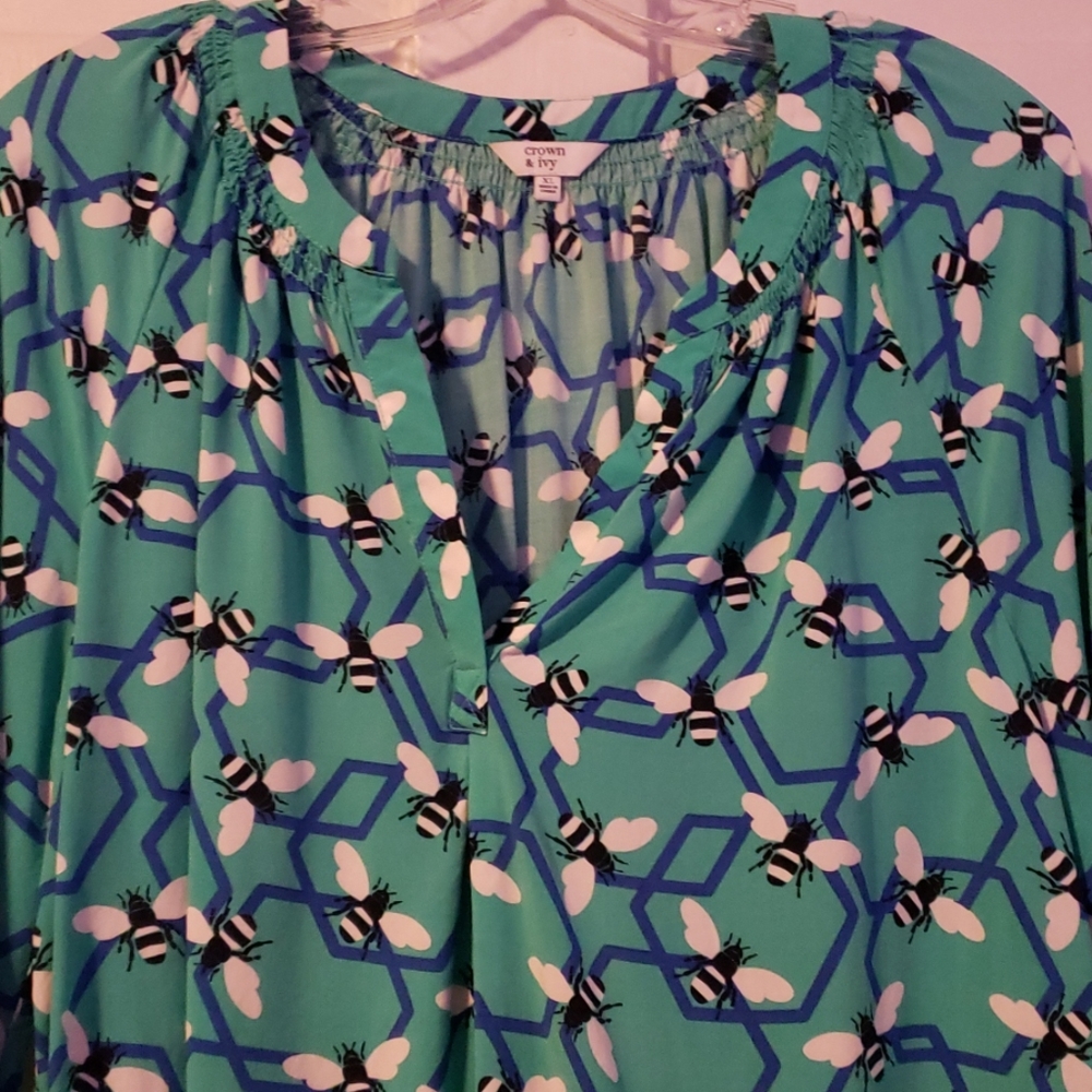 Crown and Ivy Blouse